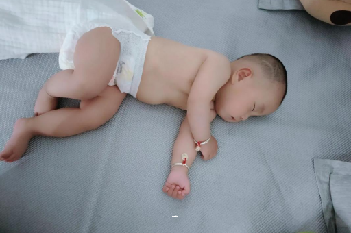内蒙古怀孕肚子撑的难受